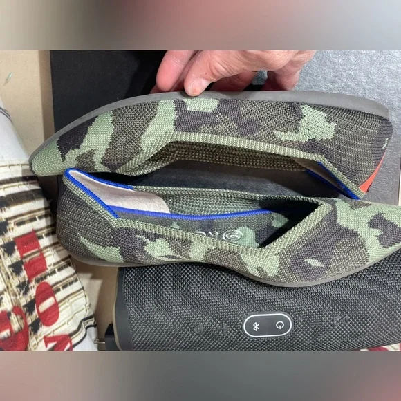 Rothy's The Point in camouflage green, size 7 W‎ - Picture 5 of 11